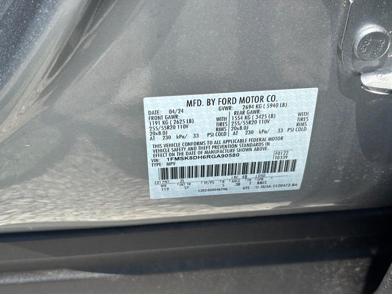 Used 2024 Ford Explorer XLT w/ Equipment Group 202A AWD/4WD image 26