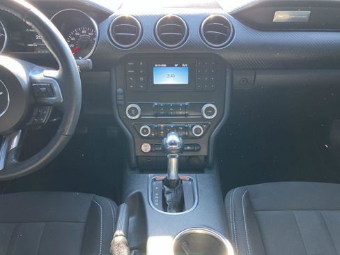 Used 2022 Ford Mustang Coupe image 16