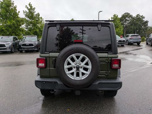 Used 2023 Jeep Wrangler Unlimited Sport AWD/4WD image 5