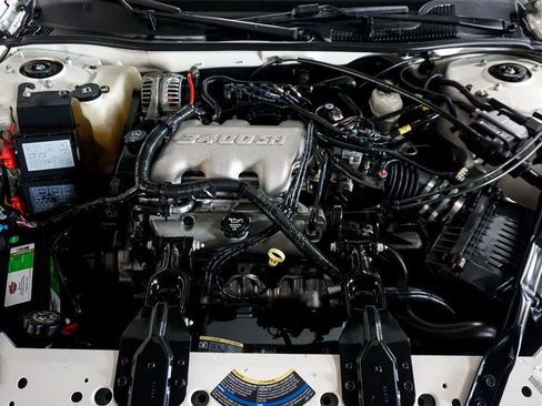 Used 2004 Chevrolet Monte Carlo LS w/ Preferred Equipment Group image 15