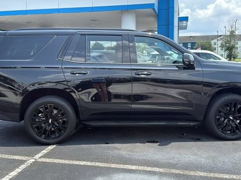 Used 2023 Chevrolet Tahoe RST w/ Sport Performance Package AWD/4WD image 8