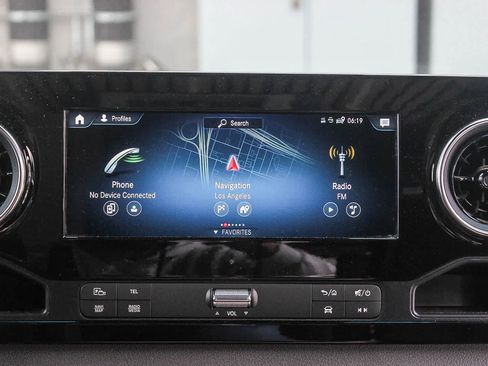 Used 2023 Mercedes-Benz Sprinter 2500 image 9