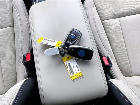 Used 2020 Subaru Ascent Premium w/ Convenience Package AWD/4WD image 32