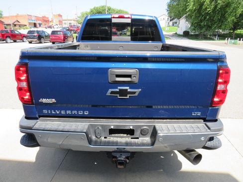 Used 2019 Chevrolet Silverado 2500 LTZ w/ Duramax Plus Package image 12
