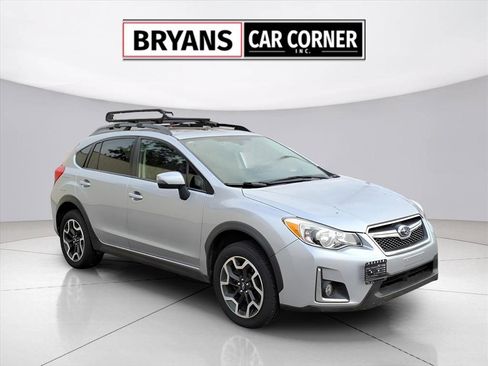 Used 2017 Subaru Crosstrek 2.0i Limited image 17