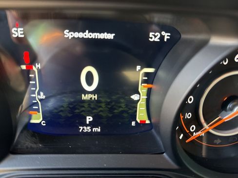 Used 2025 Jeep Wrangler Unlimited Rubicon image 23