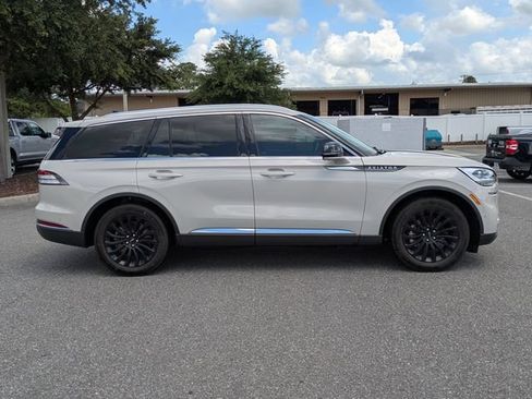 Certified 2022 Lincoln Aviator Reserve w/ Equipment Group 201A RWD image 2