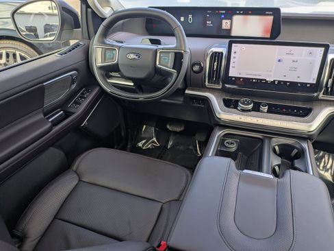 New 2025 Ford Expedition Max Platinum w/ Platinum Ultimate Package image 26