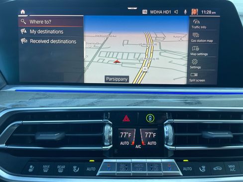 Used 2019 BMW X7 xDrive50i w/ Dynamic Handling Package image 27