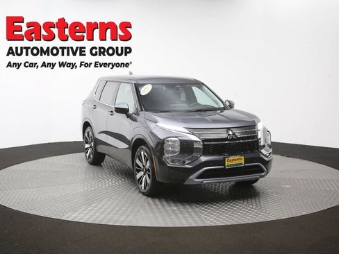 Used 2025 Mitsubishi Outlander SE AWD/4WD image 51