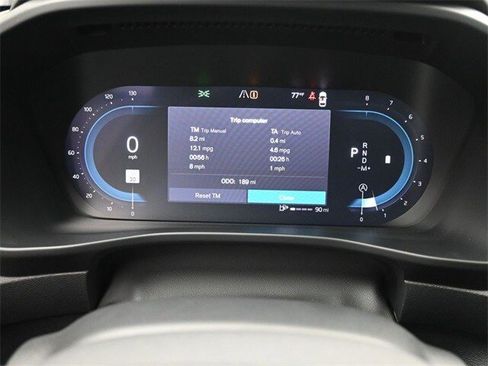 Certified 2024 Volvo XC40 B5 Plus w/ Protection Package Premier image 10