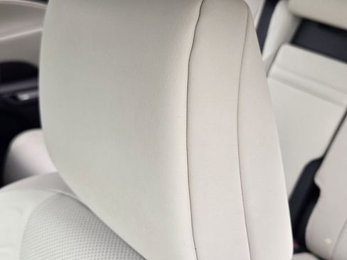 Used 2023 Lexus RX 350 Premium image 18