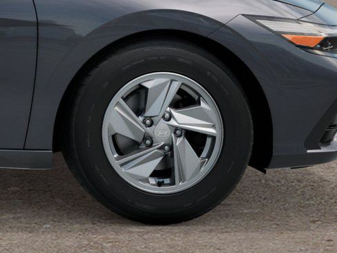 New 2026 Hyundai Elantra SE FWD image 8