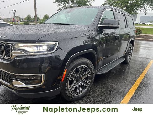 Used 2022 Jeep Wagoneer Series III w/ Rear Seat Video Group 1 AWD/4WD image 1