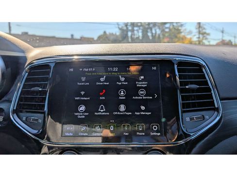 Used 2020 Jeep Grand Cherokee Laredo w/ Laredo X Package image 25