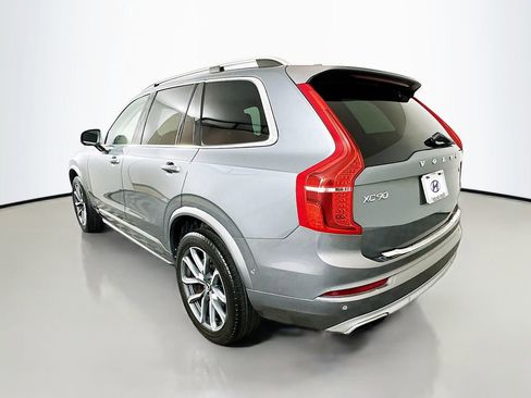 Used 2017 Volvo XC90 T5 Momentum w/ Vision Package FWD image 7