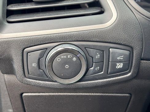 Used 2022 Ford Edge SEL w/ Convenience Package image 18