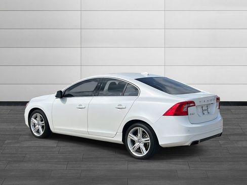 Used 2016 Volvo S60 T5 Premier w/ Convenience Package image 3