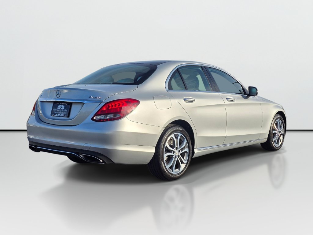 Used 2017 Mercedes-Benz C 300 4MATIC Sedan image 5