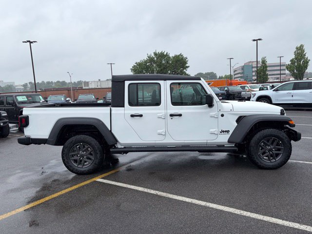 New 2026 Jeep Gladiator Sport AWD/4WD image 9