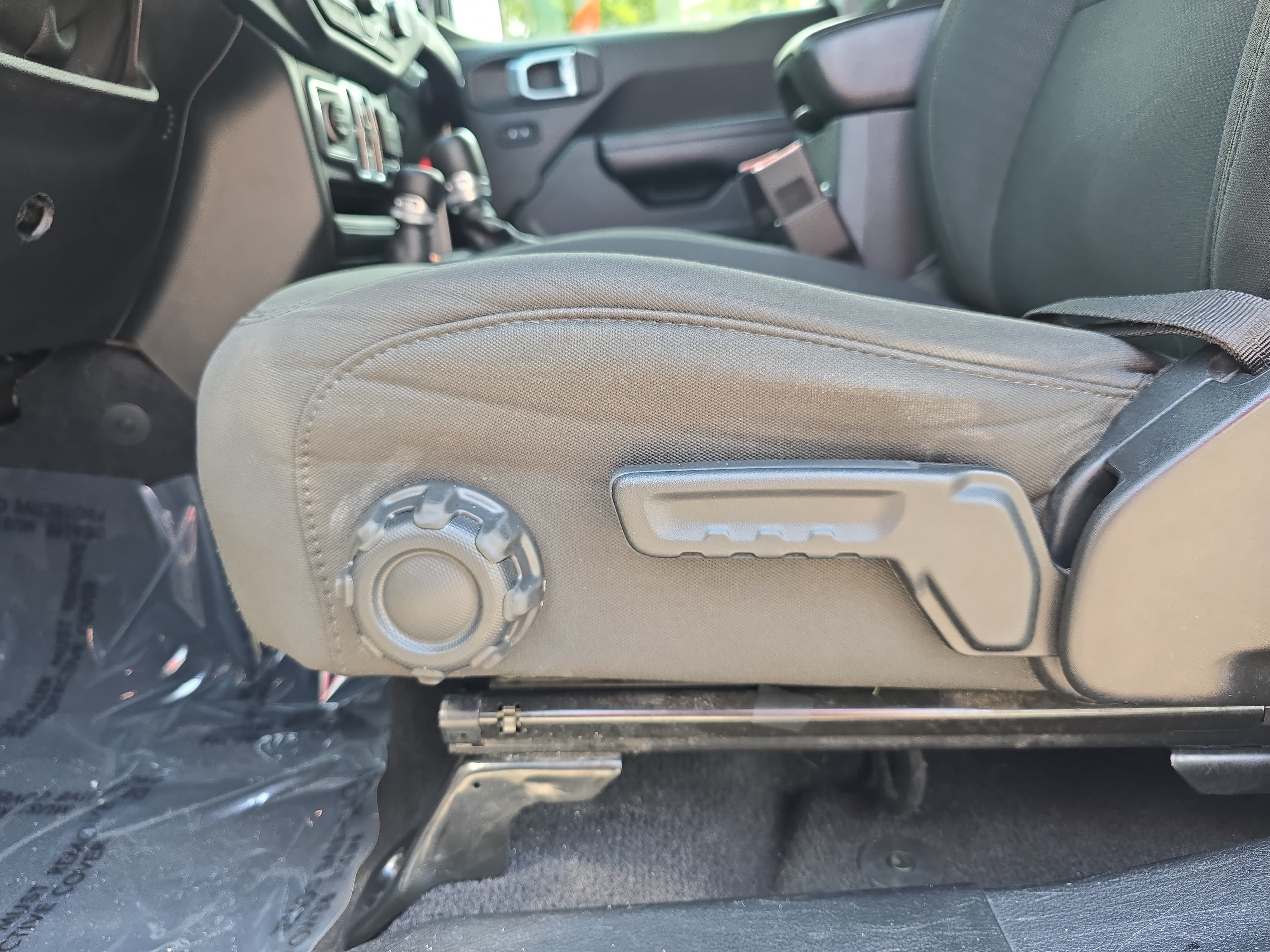 Used 2021 Jeep Wrangler Unlimited Sport AWD/4WD image 27