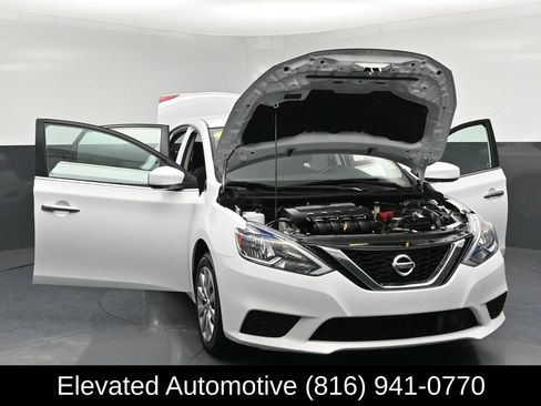 Used 2019 Nissan Sentra S FWD image 32