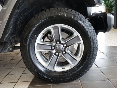 Used 2021 Jeep Wrangler Unlimited Sahara AWD/4WD image 50