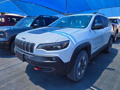 Used 2020 Jeep Cherokee Trailhawk w/ Comfort/Convenience Group AWD/4WD image 1