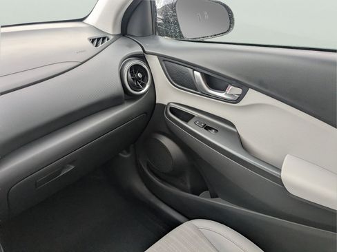Certified 2022 Hyundai Kona SEL w/ Convenience Package FWD image 14