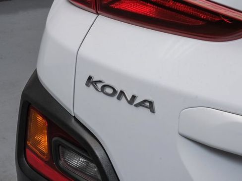 Used 2021 Hyundai Kona SE FWD image 52