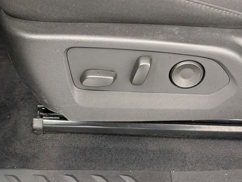 Certified 2024 Chevrolet Colorado W/T w/ WT Convenience Package II image 14