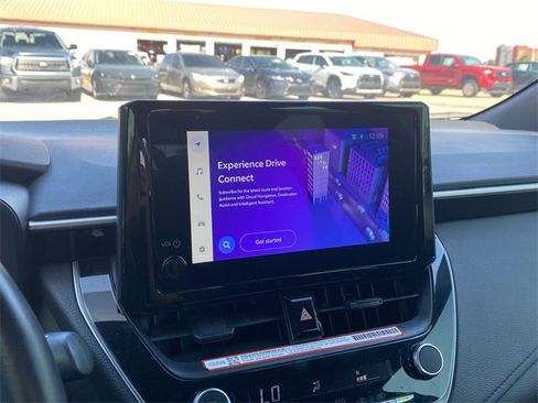 Used 2025 Toyota Corolla SE image 26