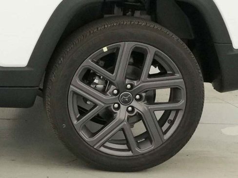 New 2026 Jeep Compass Limited image 37