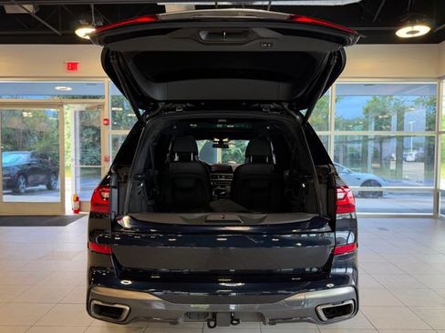 Used 2021 BMW X7 M50i AWD/4WD image 46