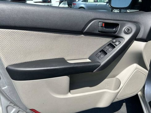 Used 2011 Kia Forte EX FWD image 15