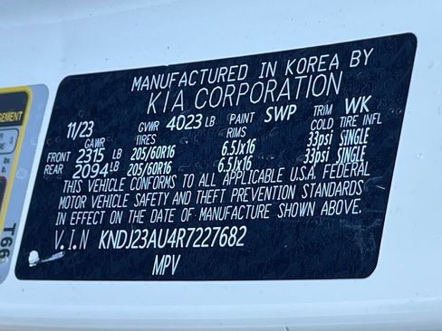 Used 2024 Kia Soul LX w/ Option Group 015 FWD image 34