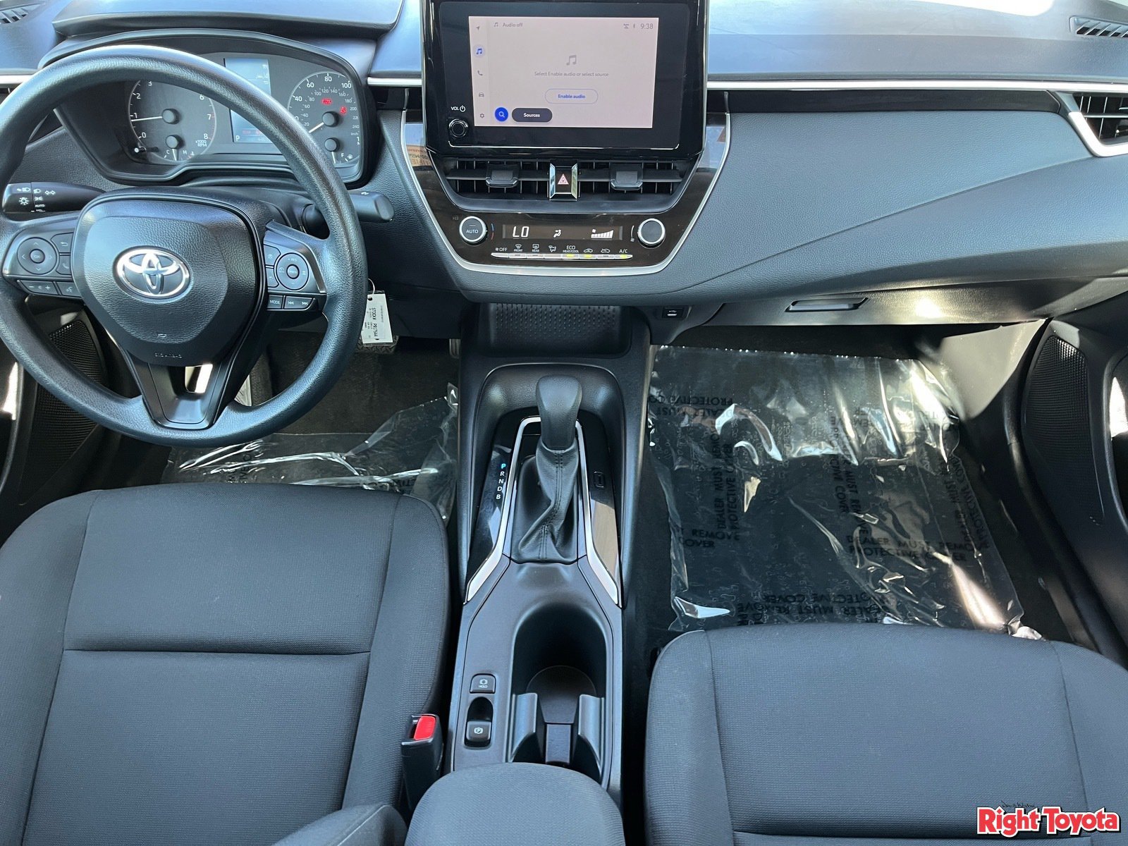 Certified 2025 Toyota Corolla LE FWD image 18