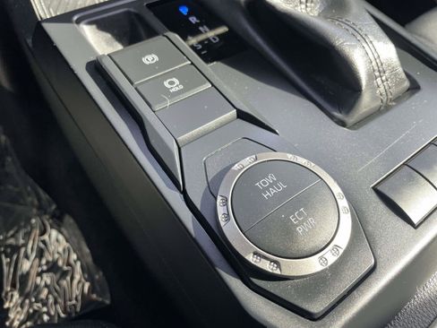 Used 2024 Toyota Tacoma SR5 RWD image 36