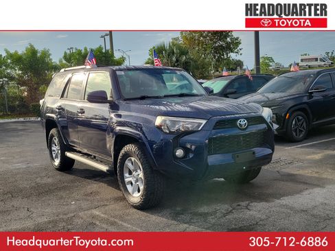 Used 2015 Toyota 4Runner SR5 AWD/4WD image 1