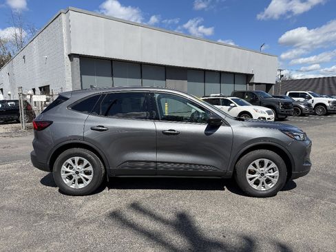 Used 2025 Ford Escape Active w/ Cold Weather Package image 7