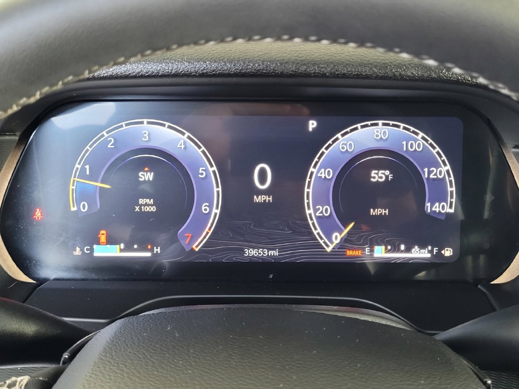 Used 2024 Jeep Grand Cherokee L Altitude AWD/4WD image 14
