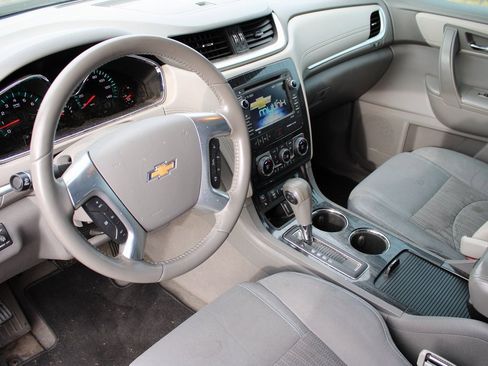 Used 2016 Chevrolet Traverse LT w/ LPO, 'HIT The Road' Package image 2