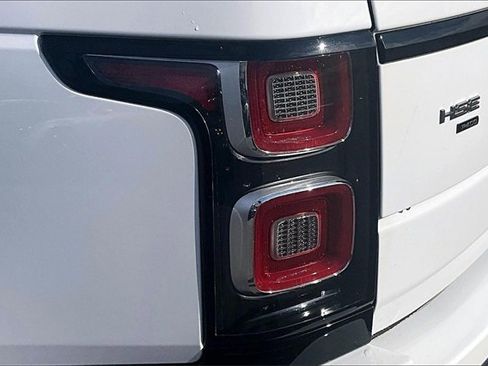 Used 2022 Land Rover Range Rover Westminster Edition image 20