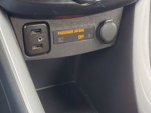 Certified 2019 Chevrolet Trax LS w/ LPO, Protection Package FWD image 18