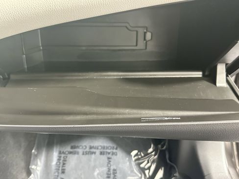 Used 2023 Toyota Camry LE image 31