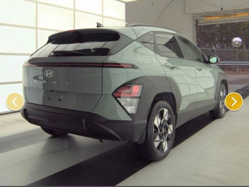 Used 2025 Hyundai Kona SEL image 4