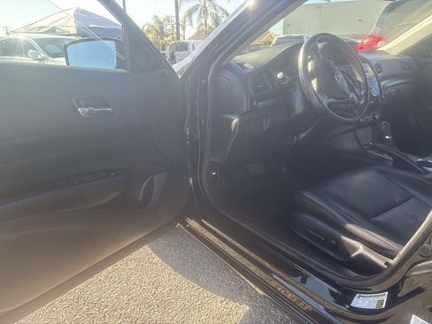 Used 2013 Acura ILX w/ Premium Package image 5