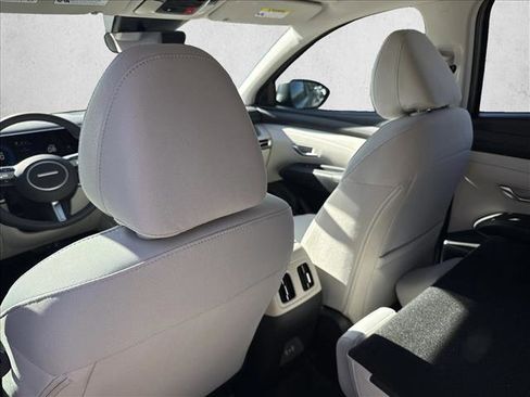 New 2026 Hyundai Tucson SEL image 16