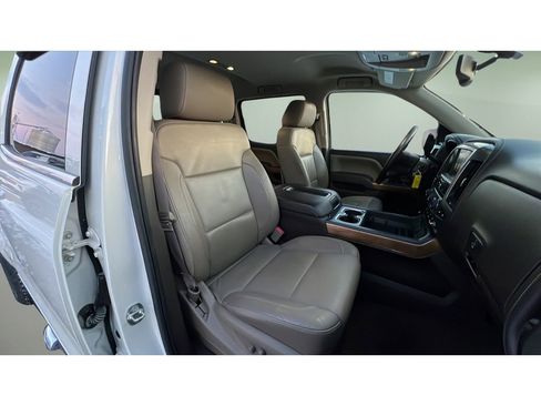 Certified 2015 Chevrolet Silverado 1500 LTZ w/ LTZ Plus Package image 31