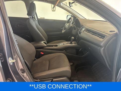 Used 2020 Honda HR-V EX image 7